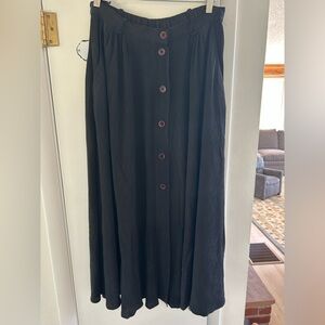 Valerie Stevens Black Silk skirt